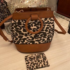 Bucket bag crossbody with card/change wallet.